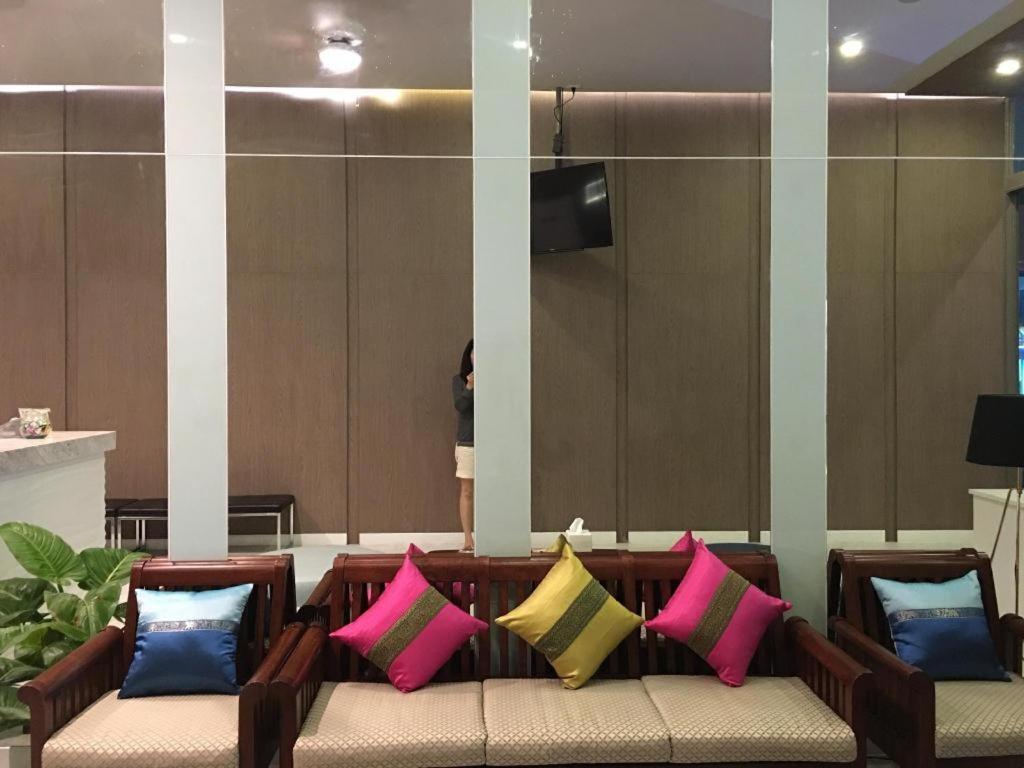 Elegancy Sansabai Hotel Patong Экстерьер фото