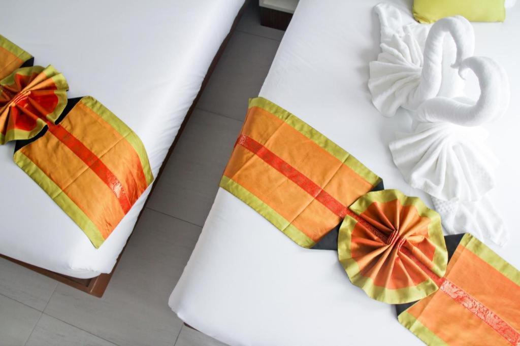 Elegancy Sansabai Hotel Patong Экстерьер фото