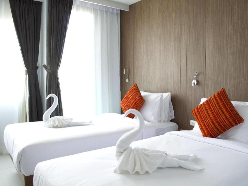 Elegancy Sansabai Hotel Patong Экстерьер фото